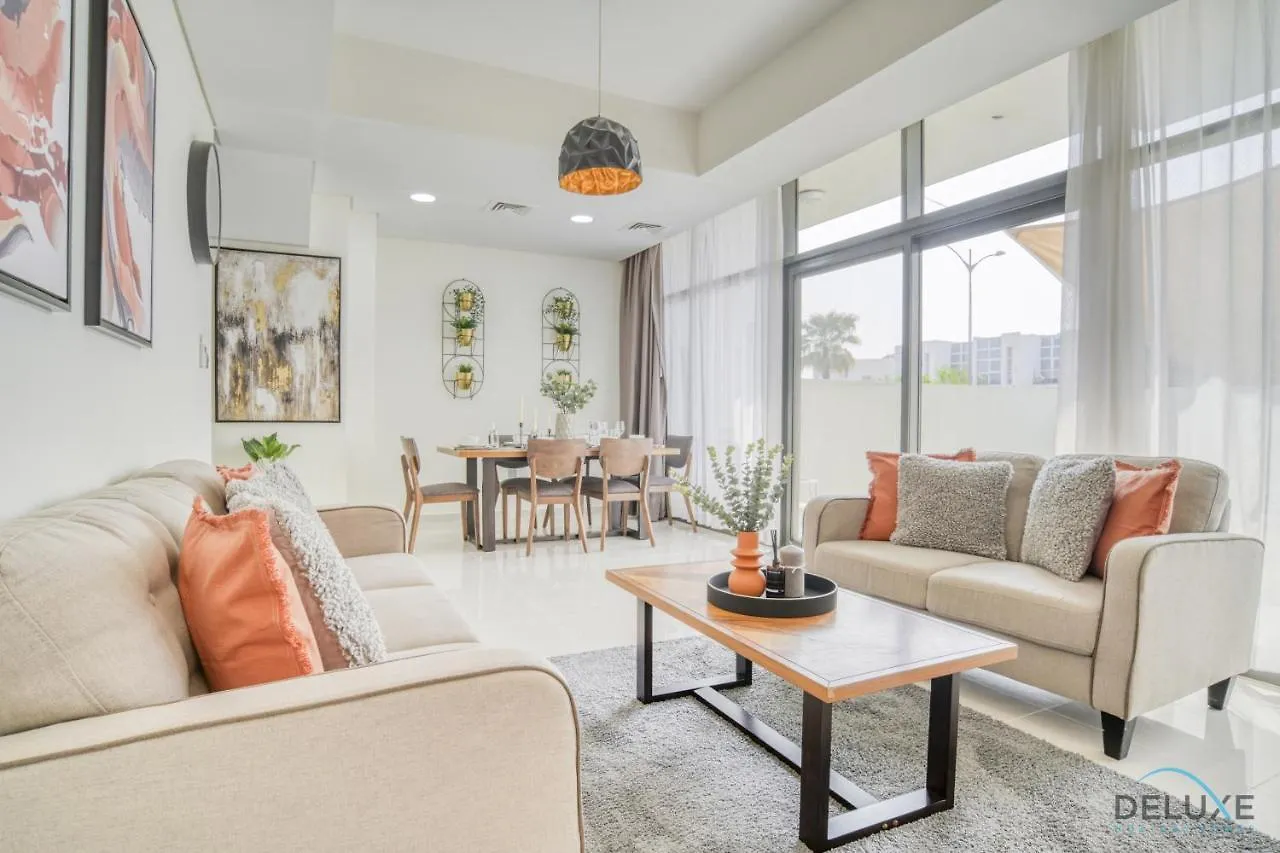 Διαμέρισμα Flawless 3Br Townhouse With Assistant'S Room At Damac Hills 2 By Deluxe Holiday Homes Ντουμπάι