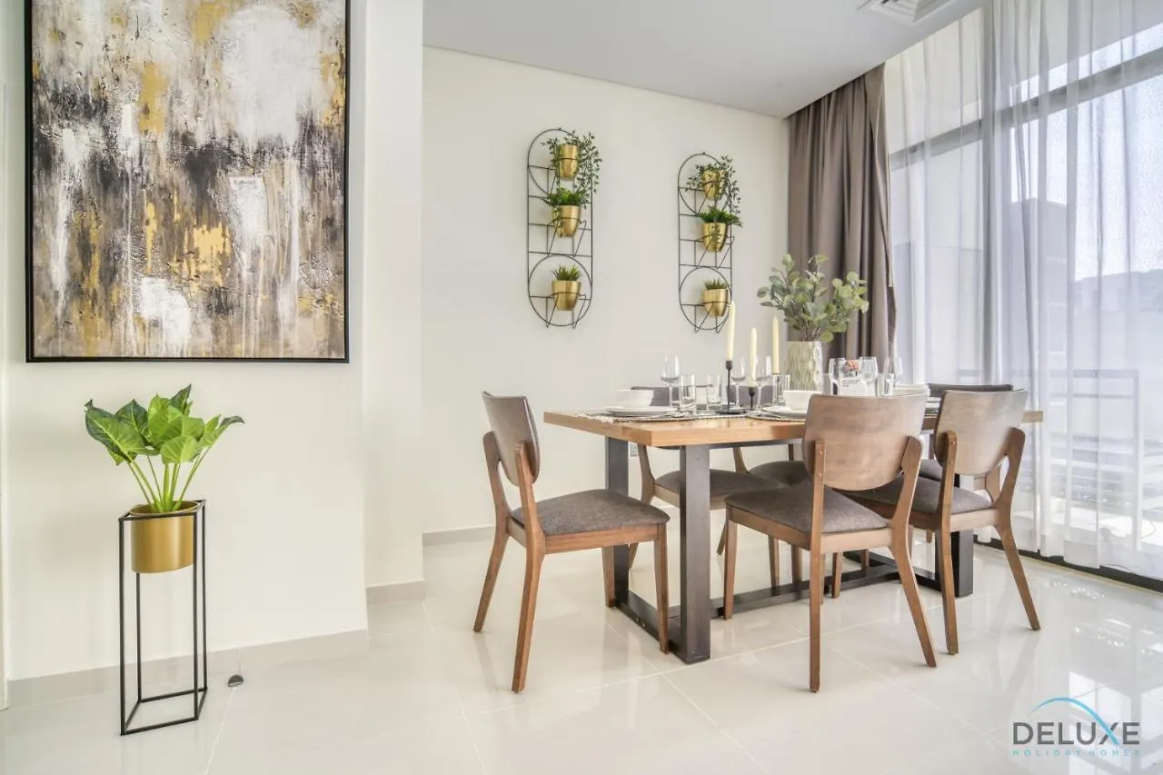 Flawless 3Br Townhouse With Assistant'S Room At Damac Hills 2 By Deluxe Holiday Homes Ντουμπάι 0*,