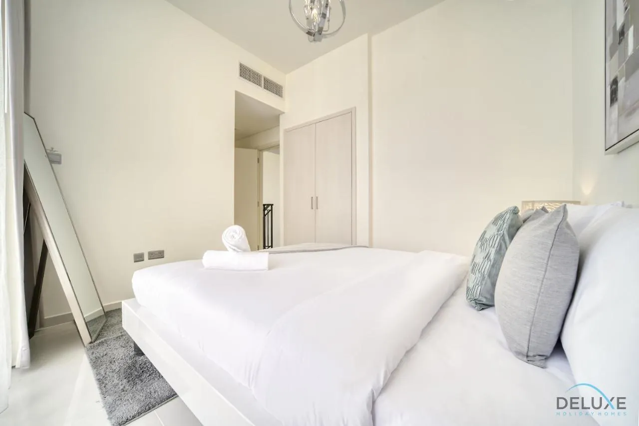 Διαμέρισμα Flawless 3Br Townhouse With Assistant'S Room At Damac Hills 2 By Deluxe Holiday Homes Ντουμπάι