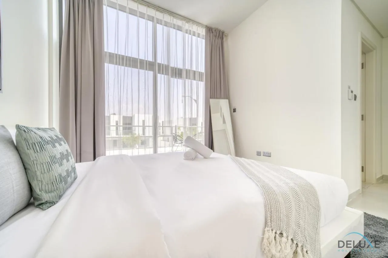 Διαμέρισμα Flawless 3Br Townhouse With Assistant'S Room At Damac Hills 2 By Deluxe Holiday Homes Ντουμπάι