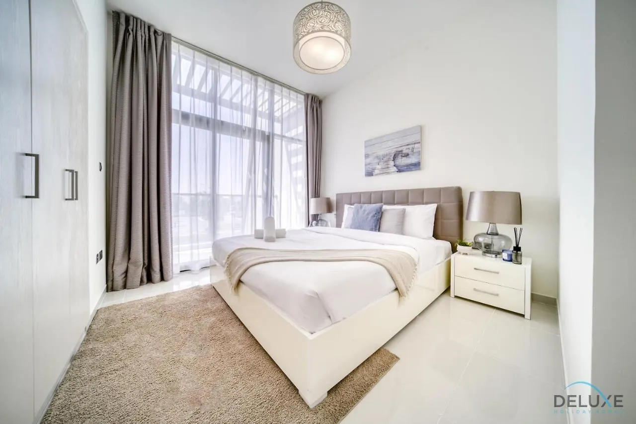 Flawless 3Br Townhouse With Assistant'S Room At Damac Hills 2 By Deluxe Holiday Homes Ντουμπάι 0*,