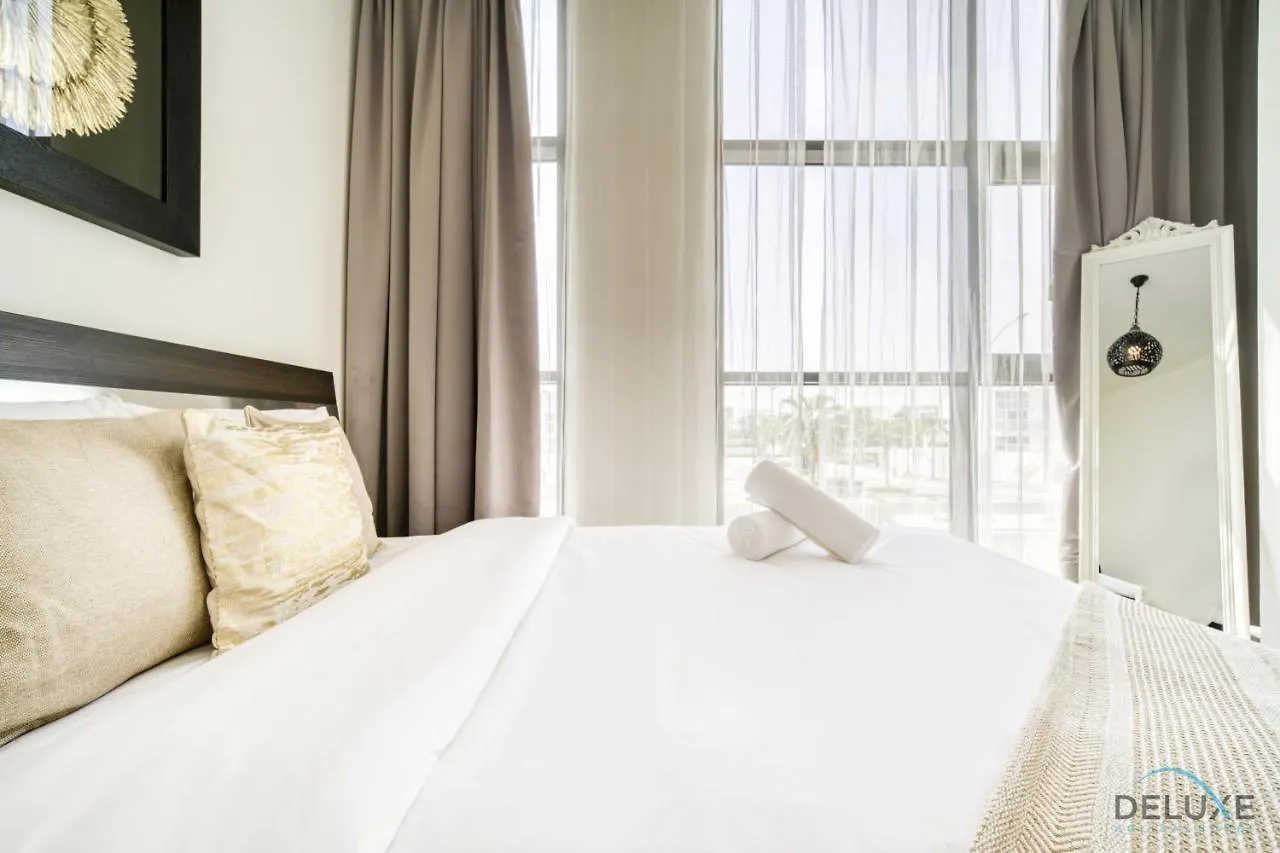 Flawless 3Br Townhouse With Assistant'S Room At Damac Hills 2 By Deluxe Holiday Homes Ντουμπάι